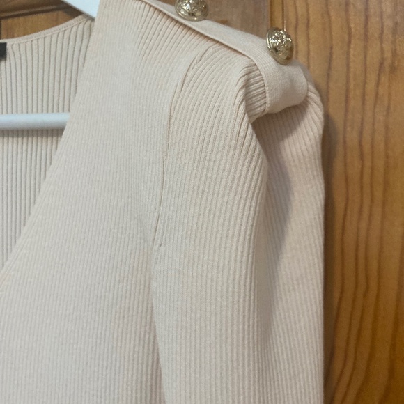 Karen Millen Viscose Blend Dry Handle Rib V Neck Military Rim Knit Top Size Smal - Picture 8 of 11